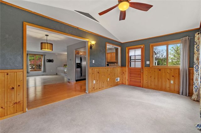 22 Laurel Valley Ct, Penn Hills, PA 15147