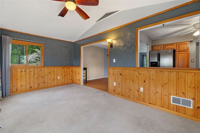 22 Laurel Valley Ct, Penn Hills, PA 15147