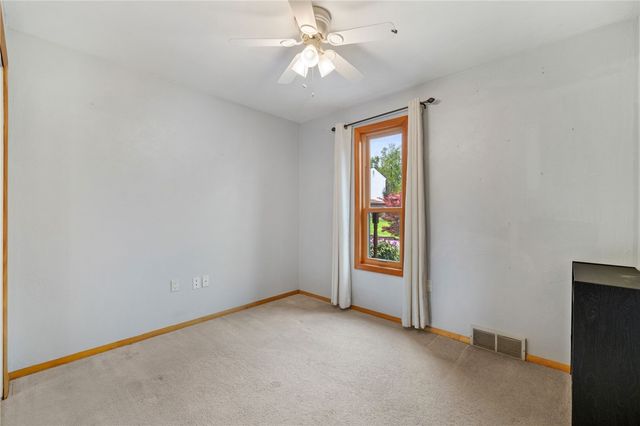 22 Laurel Valley Ct, Penn Hills, PA 15147