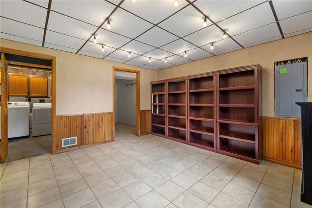 22 Laurel Valley Ct, Penn Hills, PA 15147