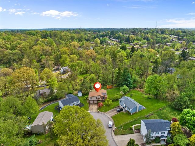 22 Laurel Valley Ct, Penn Hills, PA 15147