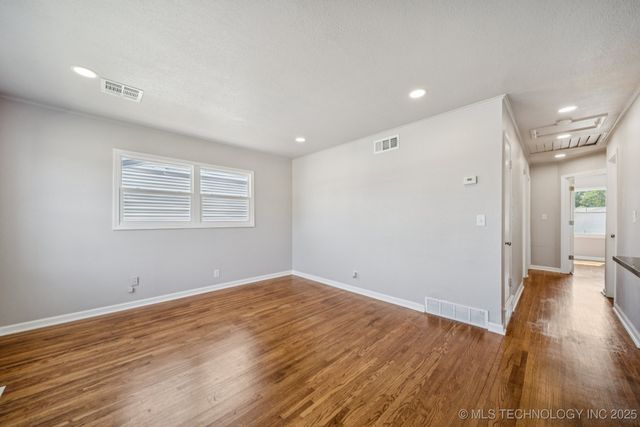 3768 W 45th Street, Tulsa, OK 74107