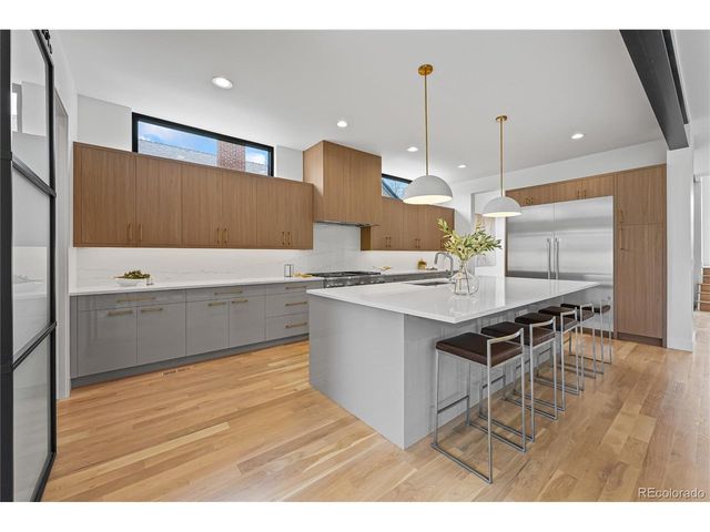 750 S Corona St, Denver, CO 80209