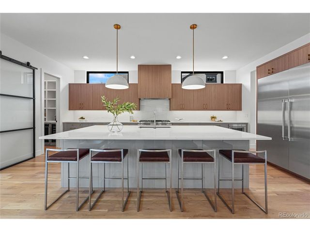 750 S Corona St, Denver, CO 80209