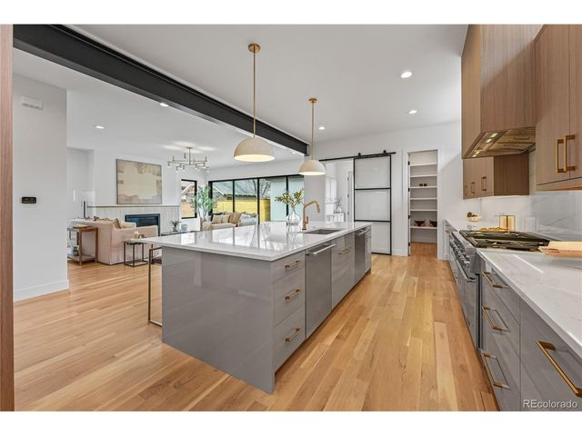 750 S Corona St, Denver, CO 80209