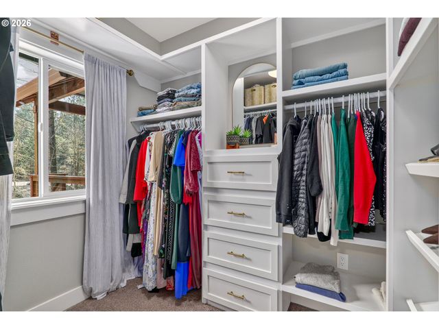 322 ROUND PRAIRIE Rd, Wilderville, OR 97543