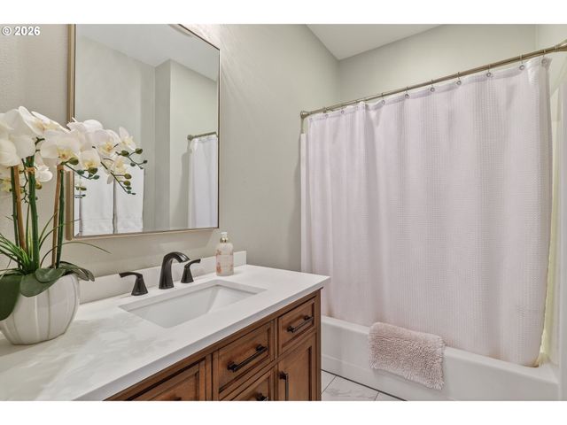 322 ROUND PRAIRIE Rd, Wilderville, OR 97543