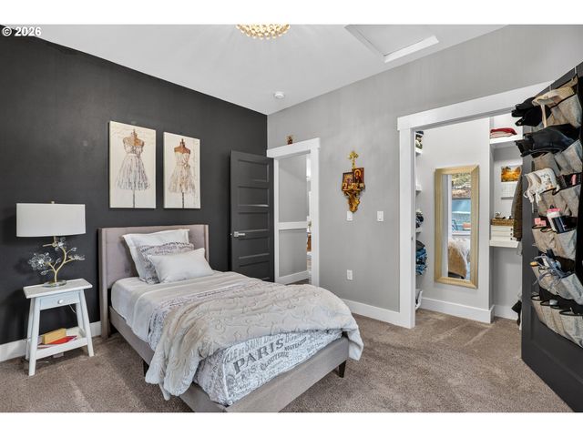 322 ROUND PRAIRIE Rd, Wilderville, OR 97543