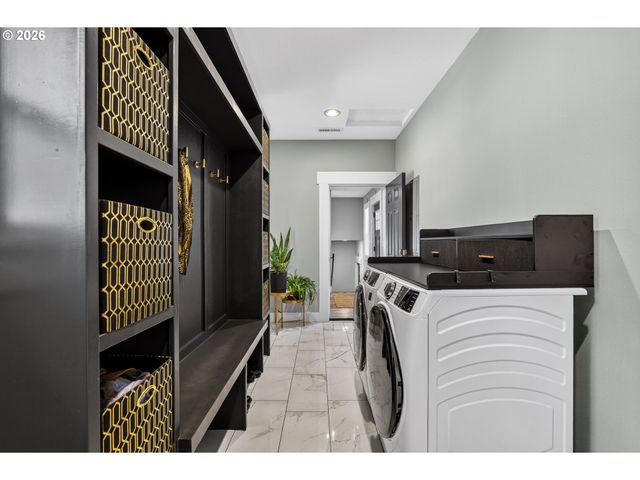 322 ROUND PRAIRIE Rd, Wilderville, OR 97543