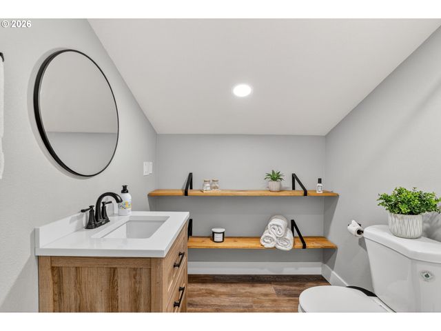 322 ROUND PRAIRIE Rd, Wilderville, OR 97543