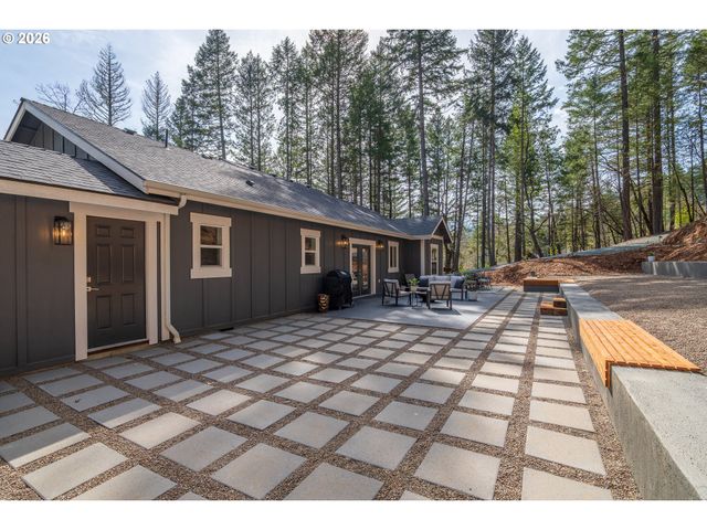 322 ROUND PRAIRIE Rd, Wilderville, OR 97543