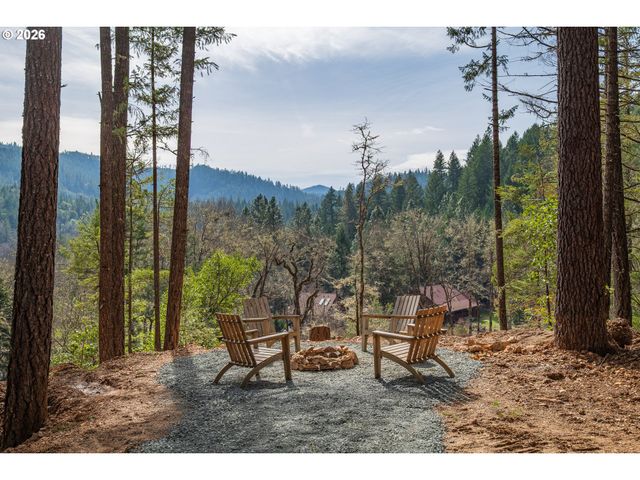 322 ROUND PRAIRIE Rd, Wilderville, OR 97543