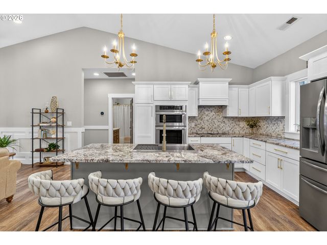 322 ROUND PRAIRIE Rd, Wilderville, OR 97543