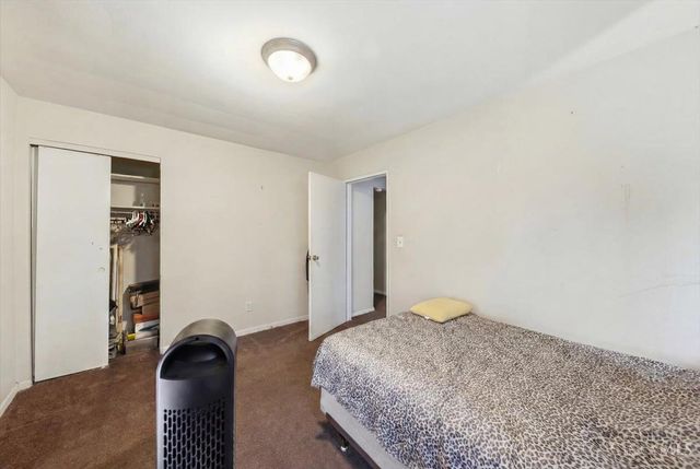 1582 Crest Hill Avenue, Cincinnati, OH 45237