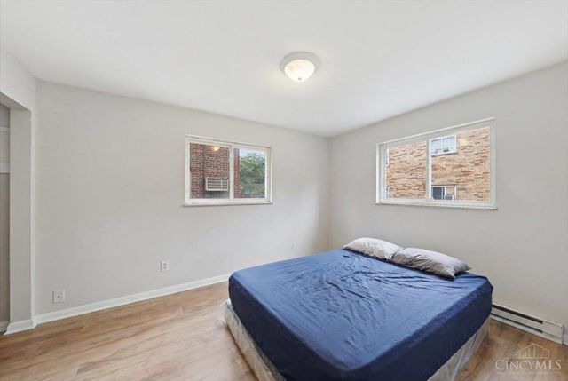 1582 Crest Hill Avenue, Cincinnati, OH 45237
