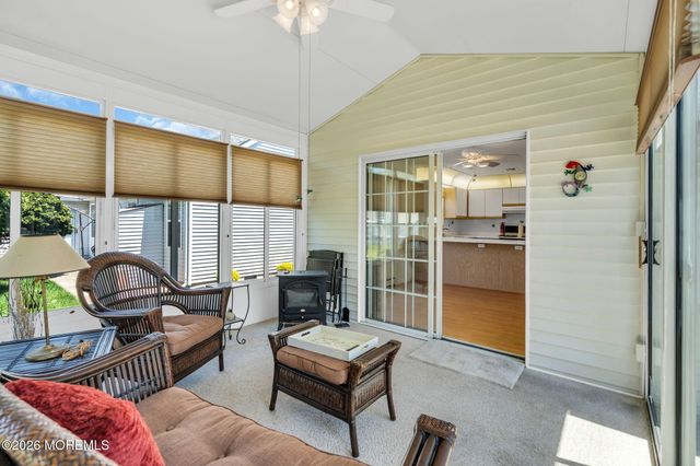 5 Vienna Drive, Toms River, NJ 08757