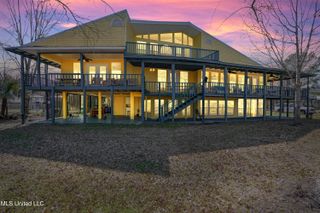 6132 Shawnee Street, Kiln, MS 39556