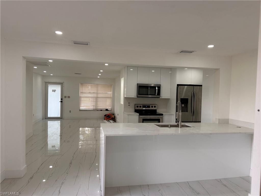 4562 Tennyson DR, NORTH FORT MYERS, FL 33903 — photo 3