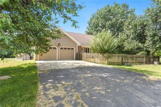 12511 E 203rd Street, Raymore, MO 64083