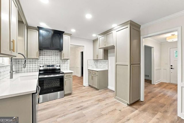 1001 Martin Road, Stone Mountain, GA 30088