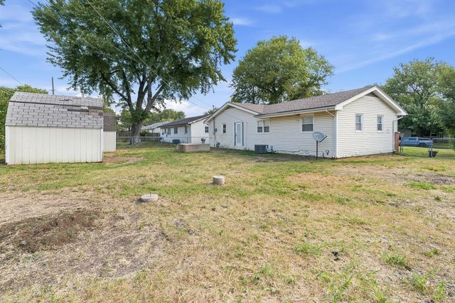 1309 N Baltimore Ave, Derby, KS 67037