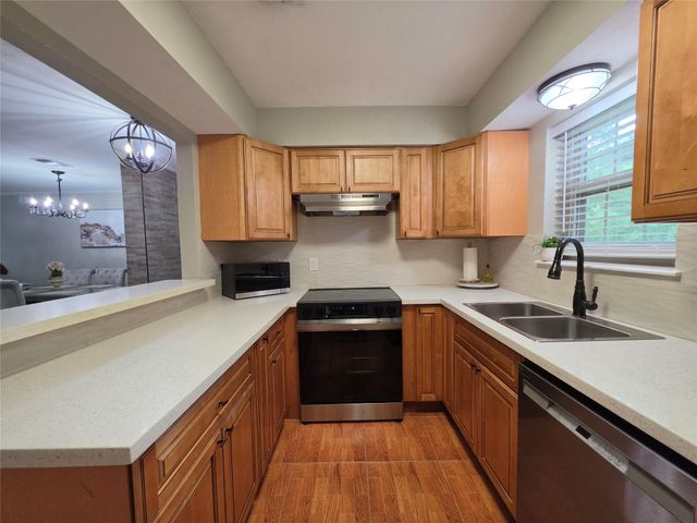 12967 Trail Hollow Drive A, Houston, TX 77079