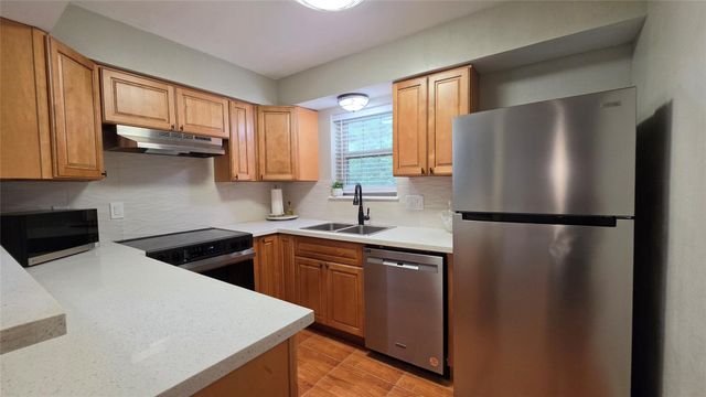 12967 Trail Hollow Drive A, Houston, TX 77079