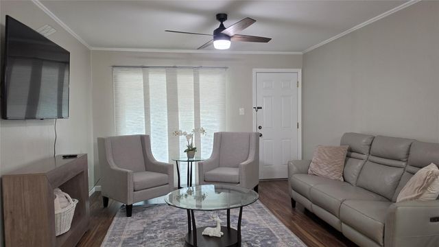 12967 Trail Hollow Drive A, Houston, TX 77079
