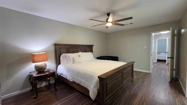12967 Trail Hollow Drive A, Houston, TX 77079