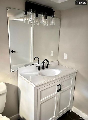 25 Quay Street, Lakewood, CO 80226