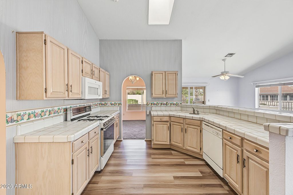 20370 N 109th Drive, Peoria, AZ 85373 — photo 5