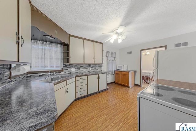 1450 Lookout Drive, North Mankato, MN 56003