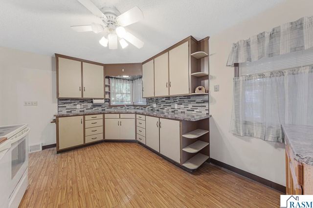 1450 Lookout Drive, North Mankato, MN 56003