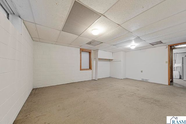 1450 Lookout Drive, North Mankato, MN 56003