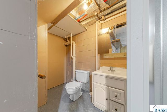 1450 Lookout Drive, North Mankato, MN 56003