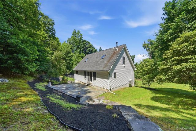 69 Barger Street, Putnam Valley, NY 10579