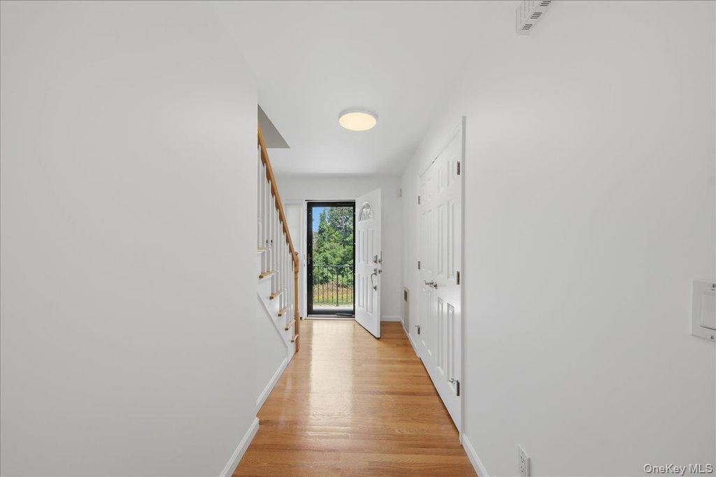 69 Barger Street, Putnam Valley, NY 10579 — photo 3