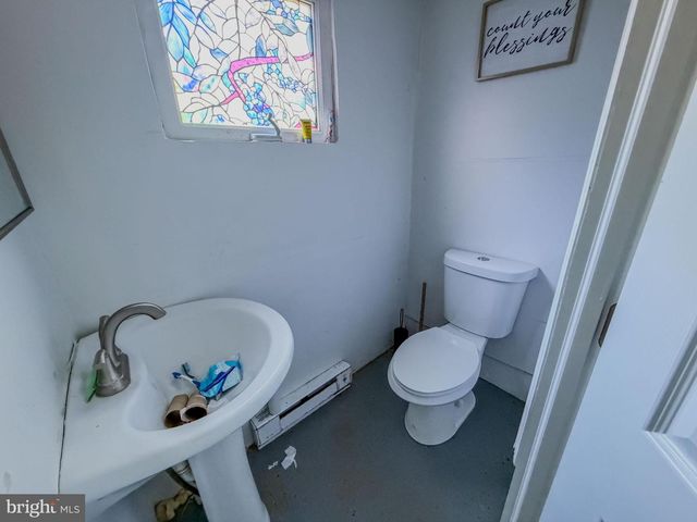 67 WALNUT ST, Salem, NJ 08079