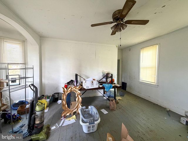 67 WALNUT ST, Salem, NJ 08079