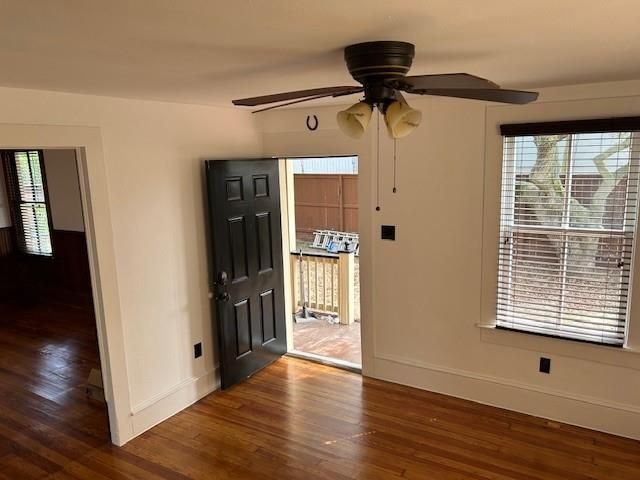 1212 10th Street Street, Galveston, TX 77550