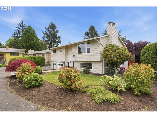15904 Se HARRISON St, Portland, OR 97233