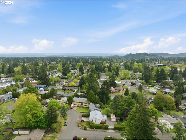 15904 Se HARRISON St, Portland, OR 97233