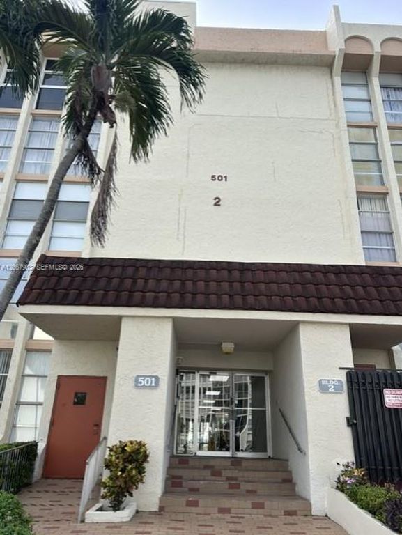501 Three Islands Boulevard 205, Hallandale Beach, FL 33009