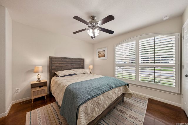 1001 Oak Park, Schertz, TX 78154