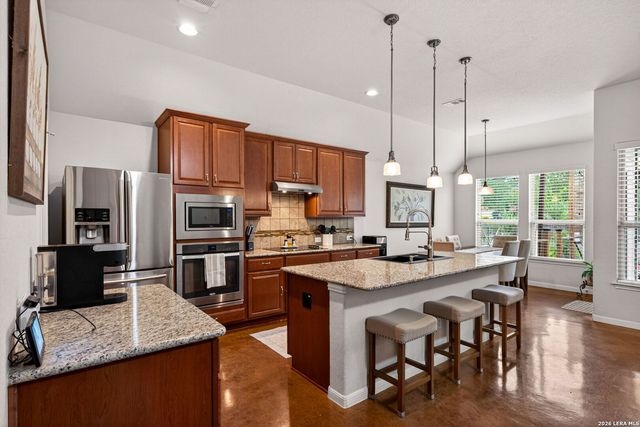 1001 Oak Park, Schertz, TX 78154
