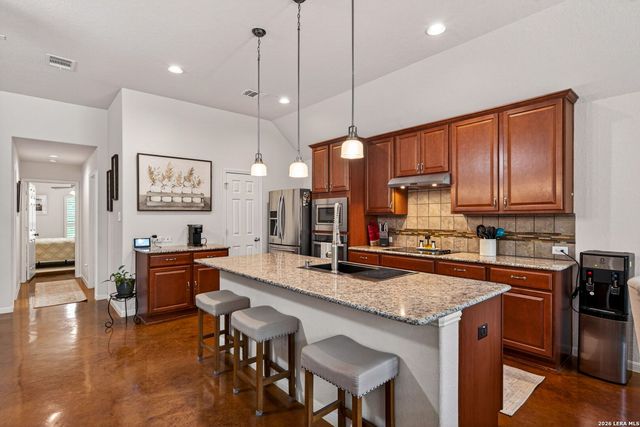 1001 Oak Park, Schertz, TX 78154