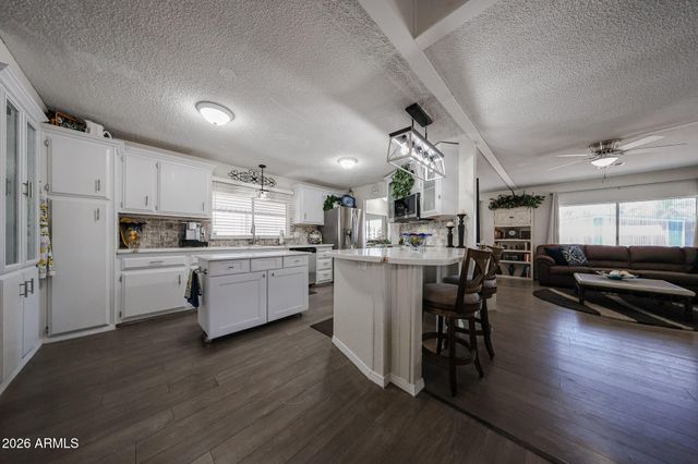3104 E BROADWAY Road 206, Mesa, AZ 85204