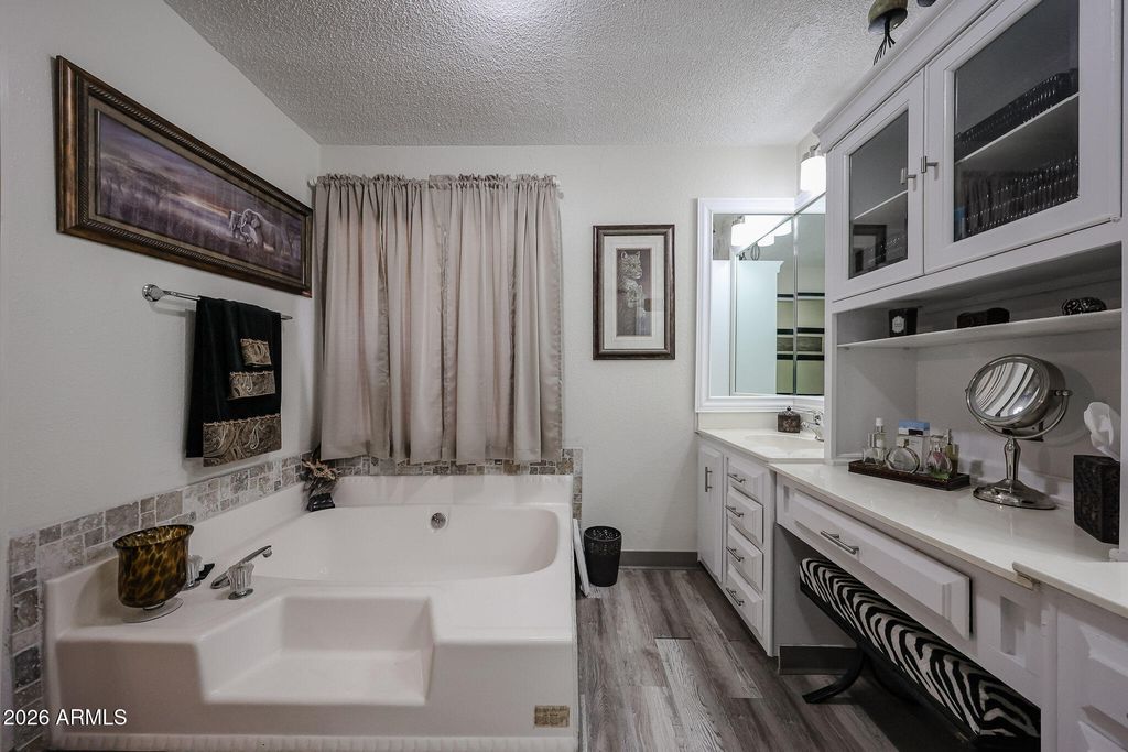 Image 40 of property listing at 3104 E BROADWAY Road 206, Mesa, AZ 85204