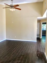 2000 Leeann DR A, Austin, TX 78758