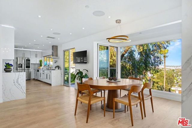 7944 Fareholm Drive, Los Angeles, CA 90046